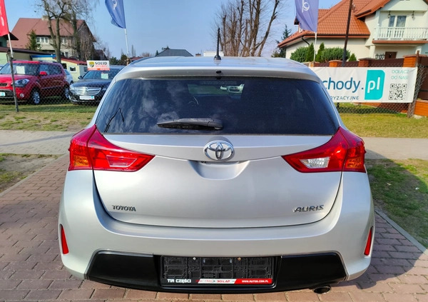 Toyota Auris cena 49900 przebieg: 98273, rok produkcji 2015 z Mikstat małe 352